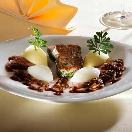 Schloss Eberstein 4*